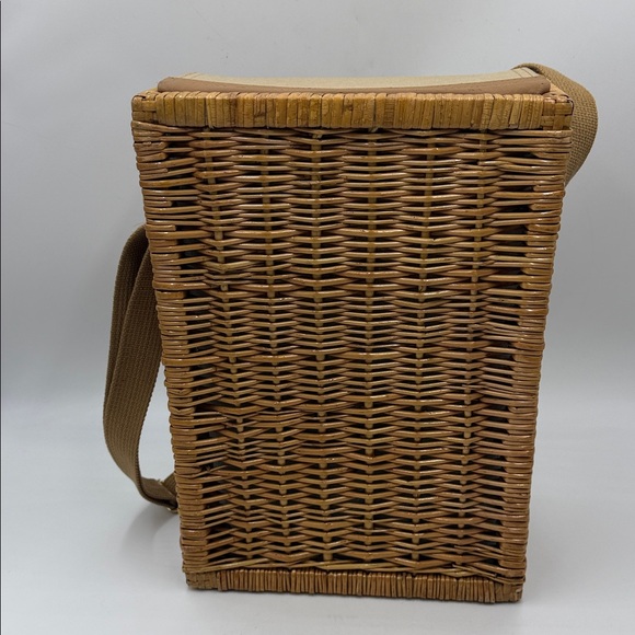 Picnic Basket Tote Bag, Gift for Wine Lover, Beige - Picture 5 of 9